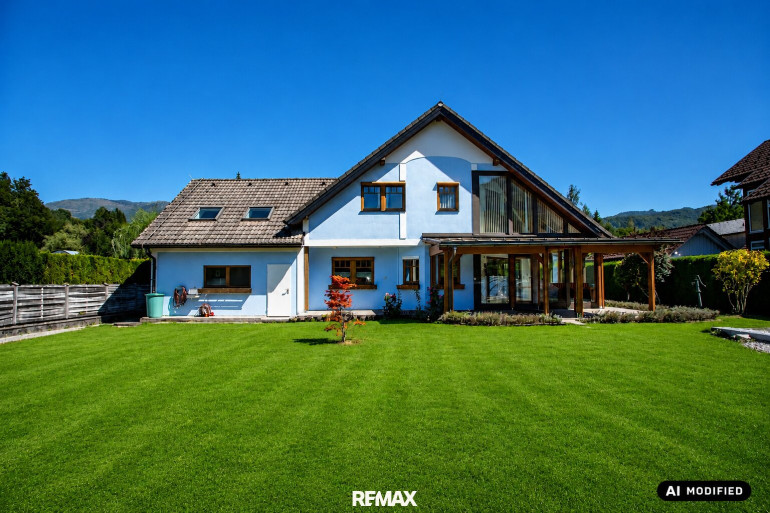 Haus - 4820, Bad Ischl - Ein Paradies für die ganze Familie – Großzügiges Wohnglück mit Doppelgarage, Pool und Nebengebäude
