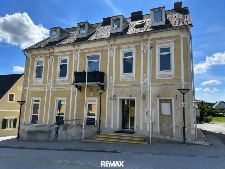 Zinshaus Renditeobjekt - 8505, Sankt Nikolai im Sausal - Historisches Juwel im Ortskern von St. Nikolai im Sausal - Anlageobjekt mit Gewerbeeinheit und 4 vermieteten Wohnungen