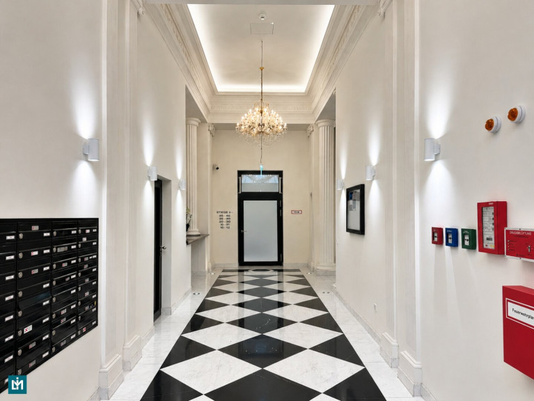 Wohnung - 1010, Wien - HOCHWERTIGE 2 - ZIMMER - WOHNUNG IN ABSOLUTER TOP-LAGE / NÄHE U2 / U4 SCHOTTENRING (UNBEFRISTET VERMIETET)