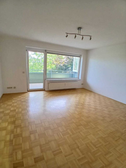 Wohnung - 9020, Klagenfurt am Wörthersee - Schöne 1 Zimmerwohnung mit Loggia in einer ruhigen Lage