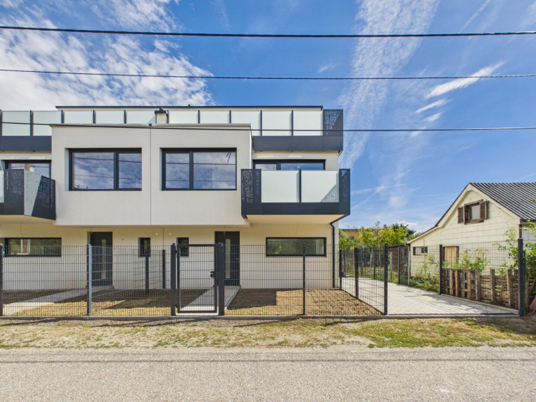 Haus - 1220, Wien - Belagsfertige Doppelhaushälfte mit ca. 152 m² Wohnfläche | Garten und Dachterrasse | 1220 Wien