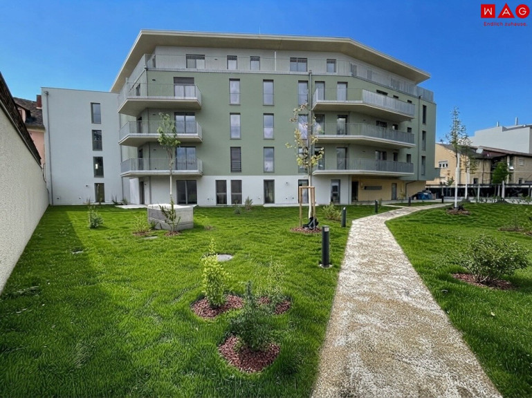 Wohnung - 8055, Graz - Schmucke Familienwohnung mit großem Balkon in den Innenhof!