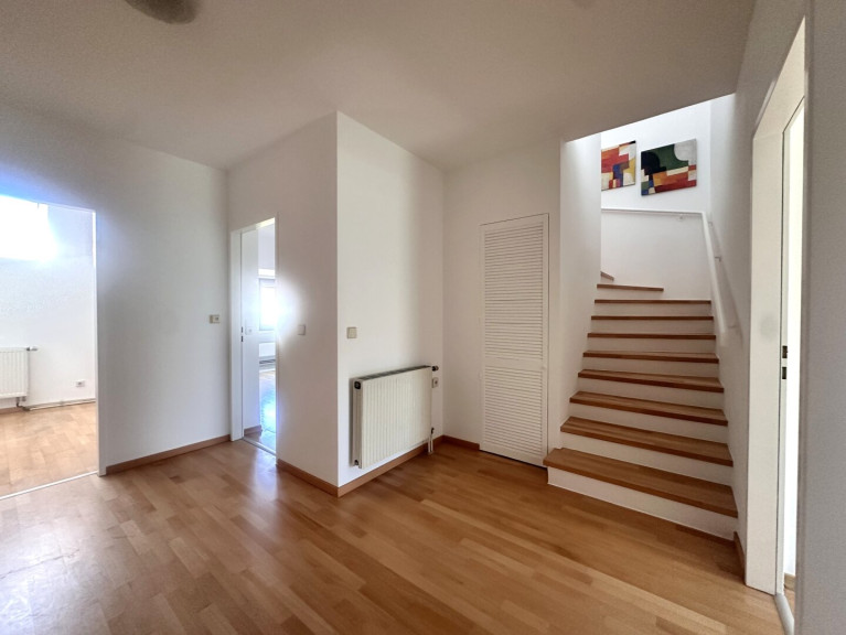 Wohnung - 1210, Wien - Dachgeschoss-Traum Nähe Alte Donau - Viel Platz auf zwei Ebenen