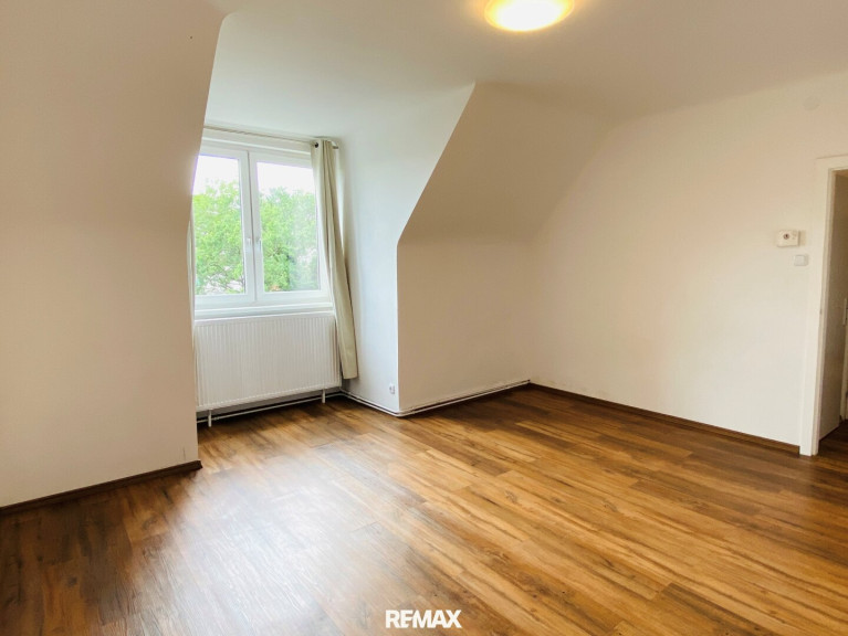 Wohnung - 1110, Wien - "2-Zimmer Dachgeschosswohnung in ruhiger Lage"