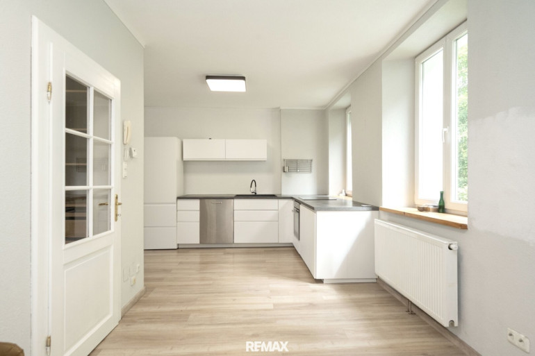 Wohnung - 4400, Steyr - NEUER PREIS! Gepflegte 4-Zimmer-Wohnung mit Küche in grüner Ruhelage von Steyr!