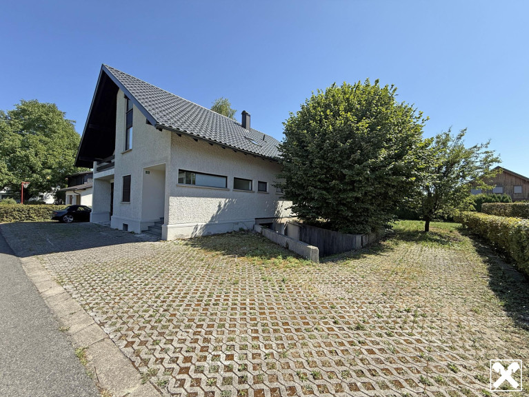 Haus - 6923, Lauterach - Lauterach: Großzügiges Haus mit Potenzial