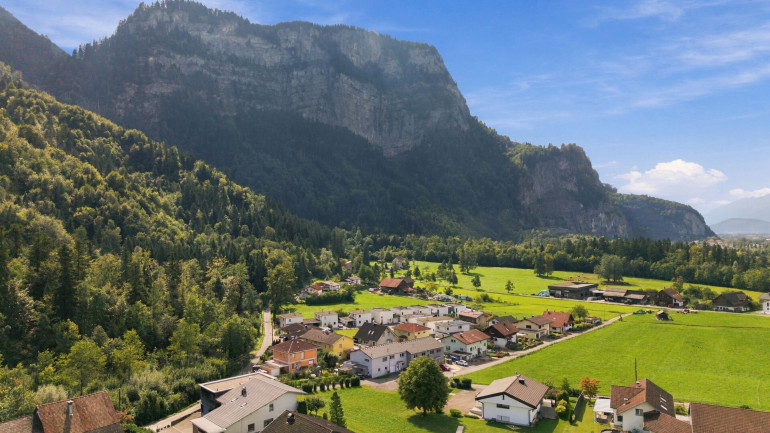 Haus - 6850, Dornbirn - Dornbirn: Modernes 4-Zimmer-Reihenhaus in Massivbauweise, Baujahr 2020, mit Garten, Terrasse und Garage
