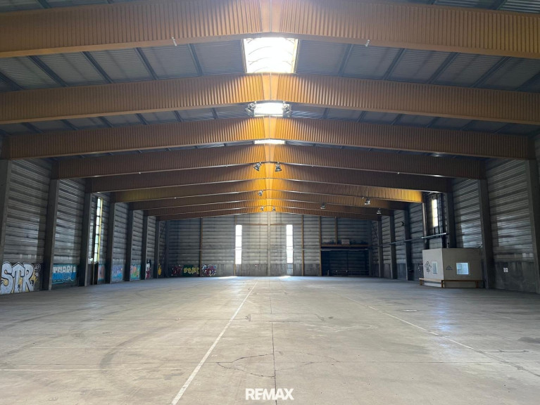 Halle / Lager / Produktion - 8130, Frohnleiten - Lagerhalle mit ca. 2.670 m² auf einer Gewerbefläche von ca. 6.000 m² in Frohnleiten