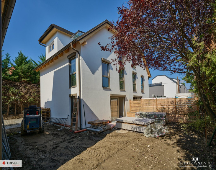 Haus - 1220, Wien - NEU! ++ NEUBAU IN 1220 WIEN-ESSLING ++ 6-ZIMMER-EIGENTUMSHÄUSER MIT GARTEN ++ SCHLÜSSELFERTIG ++ WÄRMEPUMPE UND PHOTOVOLTAIK ++ BEZUG AB 01.10.2026 ++