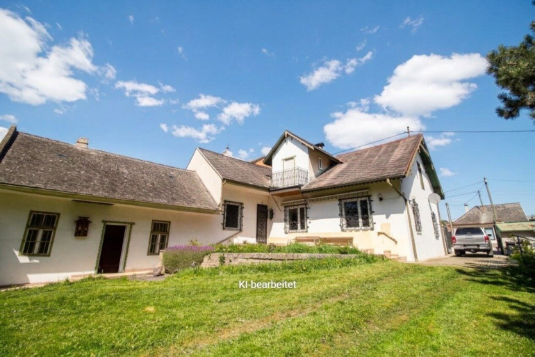 Haus - 2213, Bockfließ - Familienhaus mit Charme & Entwicklungspotenzial – 6 Zimmer, Garten & Terrasse in Bockfließ