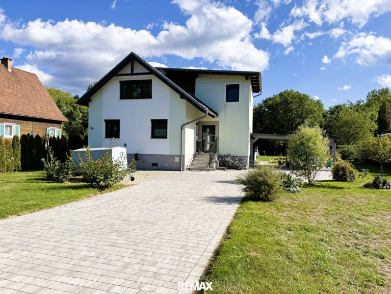Haus - 2630, Putzmannsdorf - Großzügiges Familienhaus mit über 2.500 m² Grundstück und direktem Zugang zur Schwarza