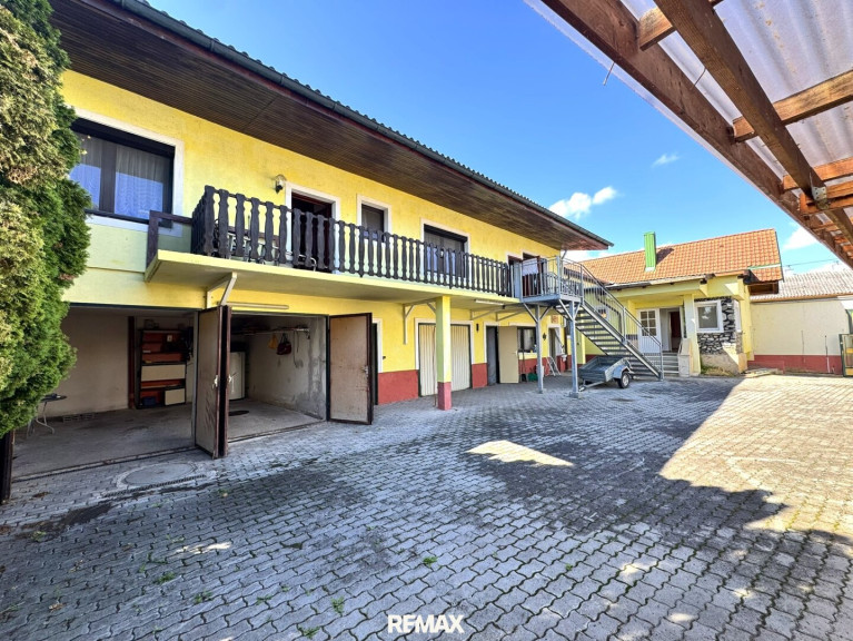 Haus - 7064, Oslip - Geräumiges Einfamilienhaus in Oslip, 167m², 2 Wohnungen, Balkon