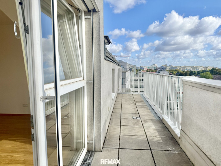 Wohnung - 1220, Wien - Helle 3-Zimmer-Wohnung mit Terrasse – modern wohnen direkt bei der U1
