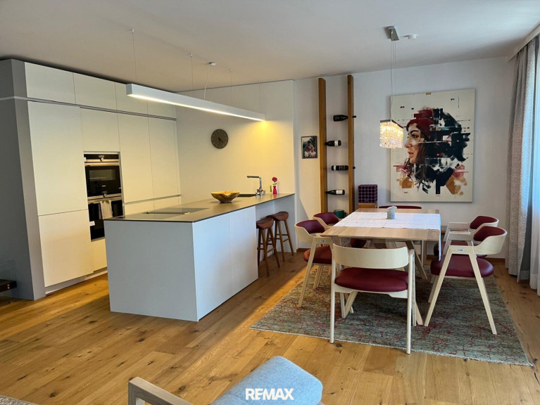 Wohnung - 4820, Bad Ischl - TRAUMWOHNUNG mit zwei Balkonen und TG-Platz in TOP-LAGE! Zweitwohnsitz möglich!