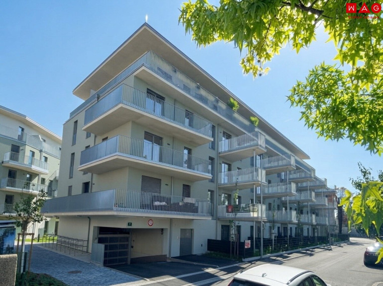 Wohnung - 8055, Graz - Gut aufgeteilte 4-Zimmerwohnung mit 2 Balkonen!