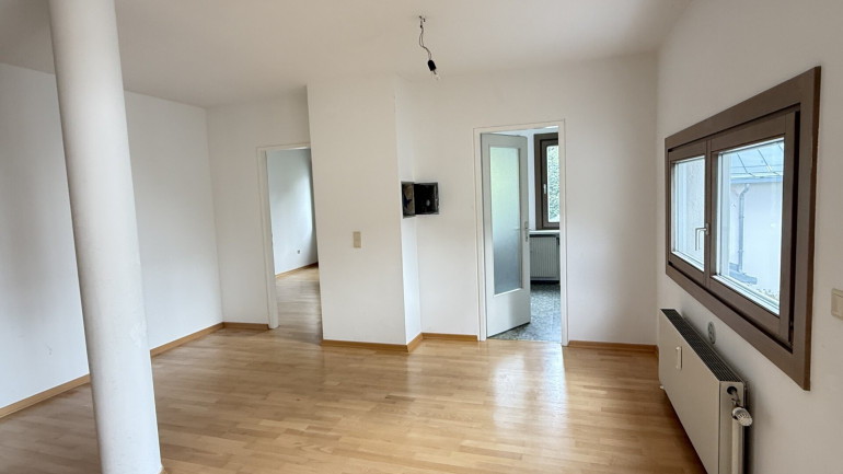 Wohnung - 1140, Wien - 4/5 Zimmer in ruhiger Lage: Anzengruberstraße 73 zur unbefristeten Vermietung