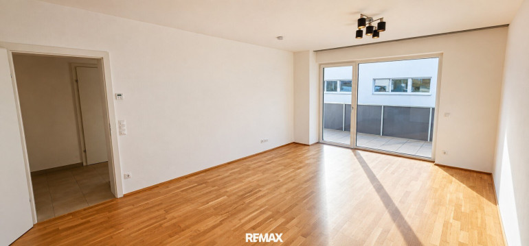 Wohnung - 4040, Linz - Helle 2 Zimmer Wohnung mit Küche und großem Balkon in der Urfahraner Leonfeldner Straße