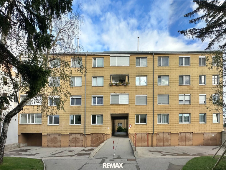 Wohnung - 1230, Wien - Renovierungs-Chance! 2-Zimmer-Wohnung mit guter Infrastruktur