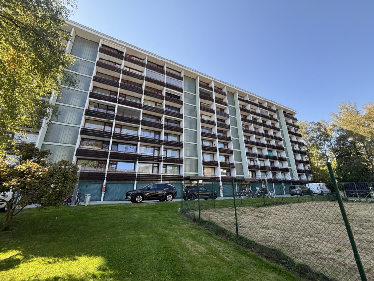 Wohnung - 4840, Vöcklabruck - Traumhafte Garçonnière-Wohnung mit sonniger Loggia im Zentrum von Vöcklabruck - PROVISIONSFREI