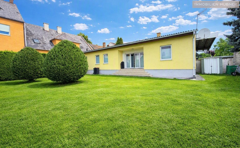 Haus - 2491, Neufeld an der Leitha - Generalsanierter, ausbaufähiger Bungalow mit herrlichem Garten!  Zentral gelegen und wunderbar ruhig!
