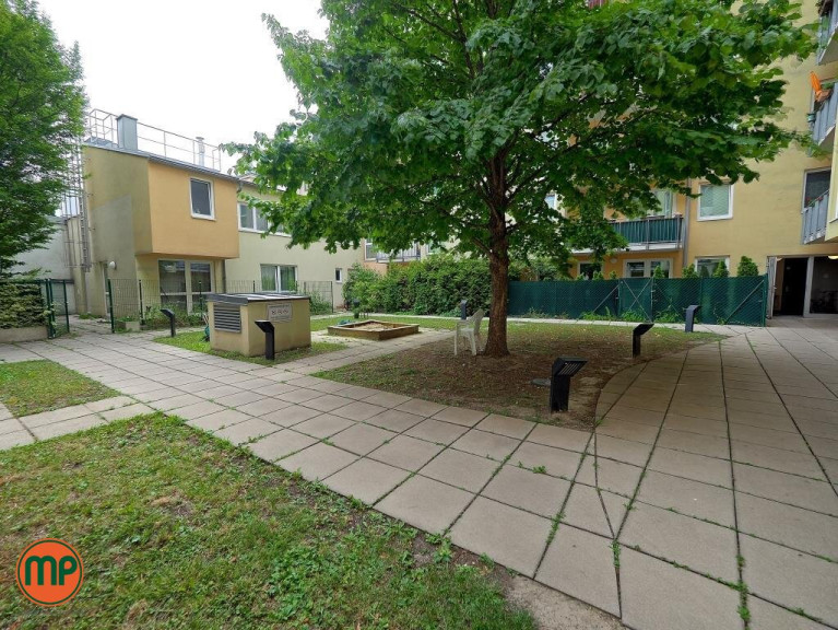 Wohnung - 1170, Wien - Maisonette-Wohnung im Dachgeschoß im 17.