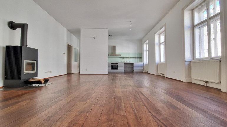Wohnung - 1010, Wien - Klassische Altbauwohnung im Stadtzentrum, 3 Schlafzimmer, 4.Liftstock