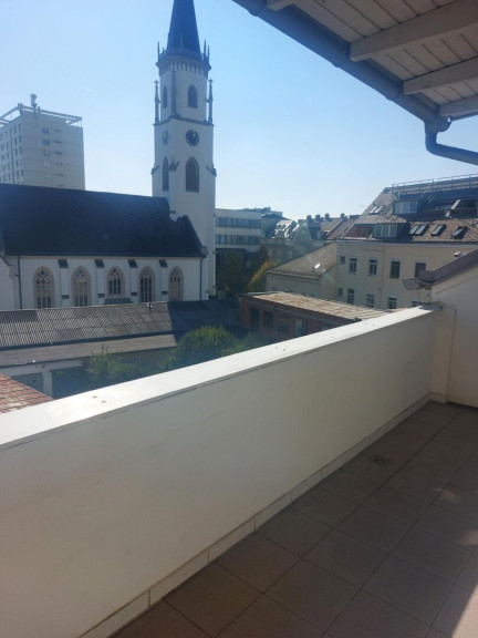 Wohnung - 4600, Wels - Dachgeschoßwohnung mit 2 Schlafzimmer