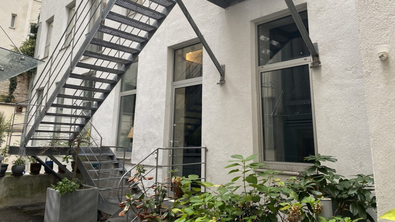 Zinshaus Renditeobjekt - 1090, Wien - 1090 Wien | Rarität: Loft-HOFHAUS | Aktuelle Rendite 3,4 % unbefristet vermietet |Enormes Ertragssteigerungspotenzial