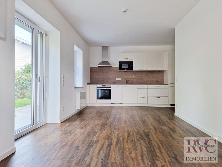 Wohnung - 83329, Waging am See - Für alle AB 60 - Modernes Servicewohnen in Waging; Sanierte, sehr schöne 2-Zi-Wohnung mit Terrasse