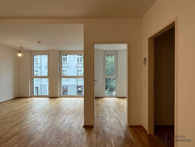 Wohnung - 2700, Wiener Neustadt - Sicheres Investment mit sofortigem Cashflow: vermietetes Wohnungspaket mit 5 Einheiten + 2 Stellplätzen in Wiener Neustadt