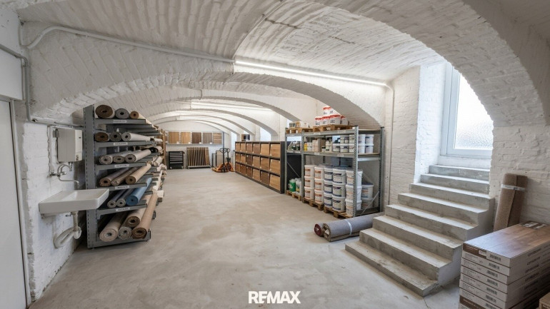 Halle / Lager / Produktion - 1050, Wien - Magazin- & Lagerfläche mit Gewölbekeller nahe Wiedner Hauptstraße