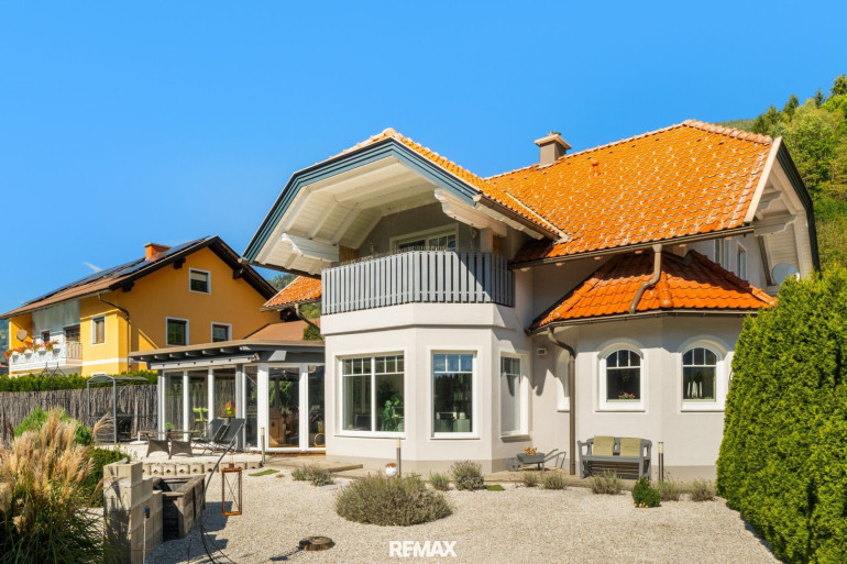 Haus - 9545, Untertweng - Stilvolles Einfamilienhaus mit gepflegtem Garten in Untertweng