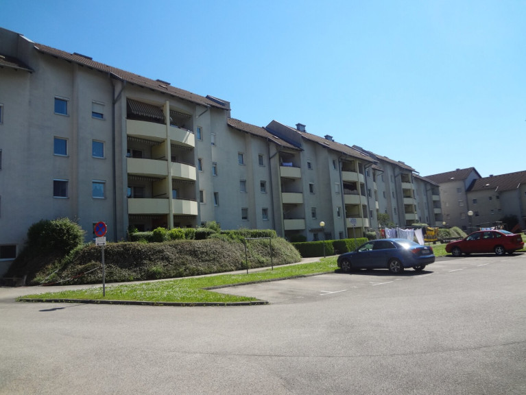 Wohnung - 4063, Hörsching - Helle 3-Zimmer Wohnung mit Loggia und Stellplatz in Hörsching, 72m², Miete €760,-