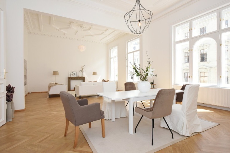 Wohnung - 1010, Wien - 1010! Prachtvolles Altbaujuwel nahe Rathaus!