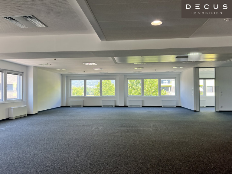 Büro / Praxis - 4020, Linz - Attraktive Büroflächen in toller Lage mit sehr großzügigen Raumhöhen nahe der Donau in LINZ