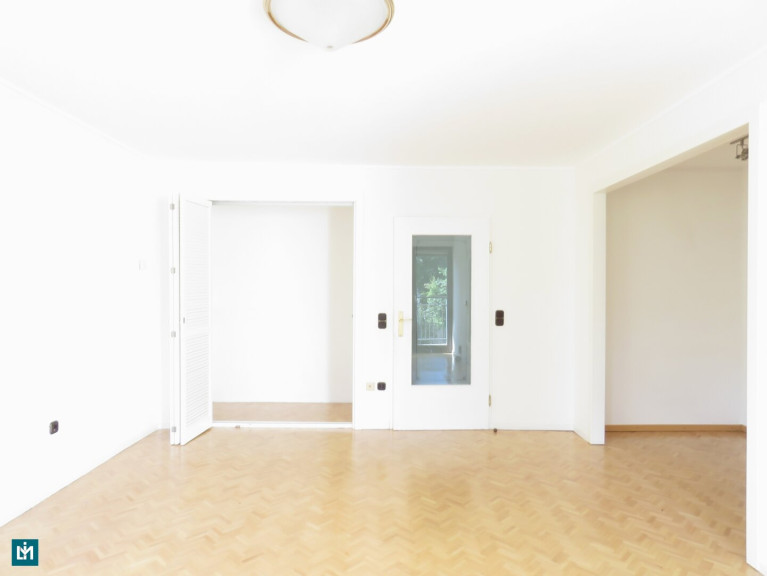 Wohnung - 1130, Wien - Hietzing: Ruhige Terrassenwohnung mit 2-Zimmer-Umbaupotenzial!