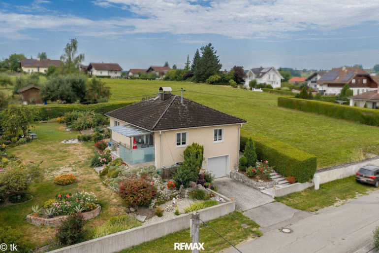Haus - 4971, Aurolzmünster - Wohnen mit Gartenidylle in ruhiger Lage