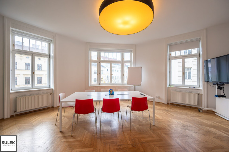 Büro / Praxis - 1070, Wien,Neubau - Mariahilfer Straße: Büro mit guter Raumaufteilung, 7 Zimmern und perfekter Anbindung - ab Neujahr!