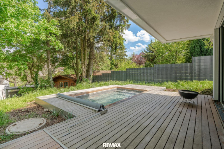 Wohnung - 1130, Wien,Hietzing - Ruhe, Grün & Luxus: 4-Zimmer-Maisonette mit 172 m² Garten und Pool