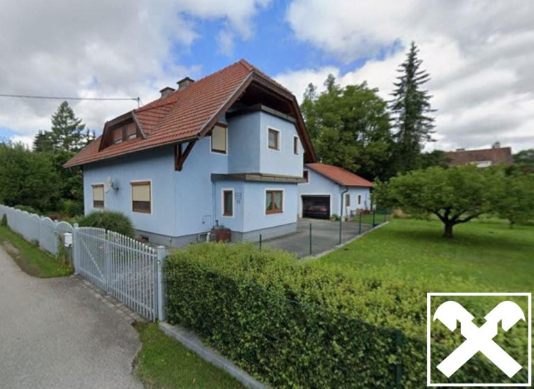 Haus - 9131, Schloss Rain - Klassisches Einfamilienhaus mit großem Garten