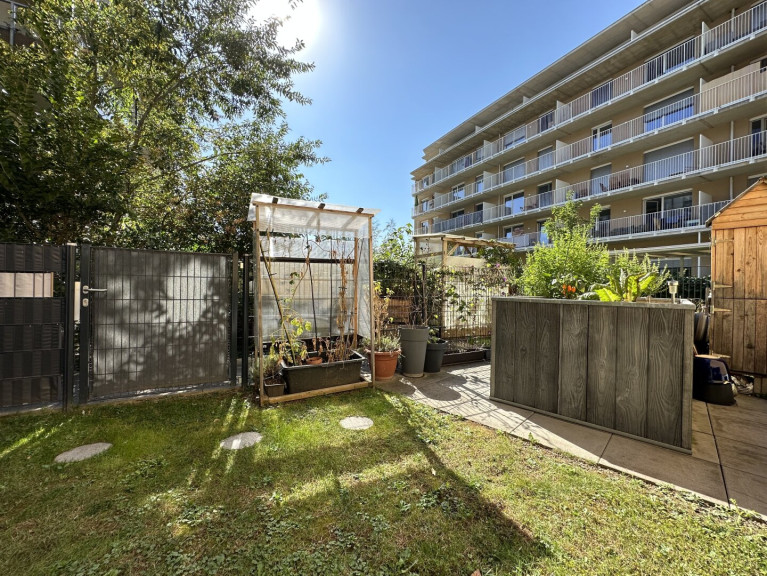 Wohnung - 8020, Graz - Wohlfühloase mit gemütlichem Garten, 2 Zimmern und TG-Stellplatz nahe Augarten