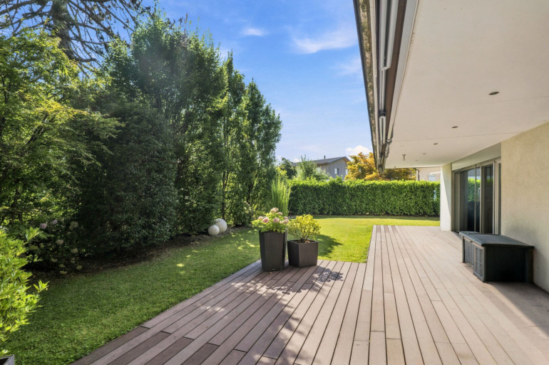 Wohnung - 6890, Lustenau - Lustenau: 136m² Wohnfläche und 240m² Terrassen- und Gartenfläche – hochwertig ausgestattete 4-Zimmer-Wohnung mit 2 Tiefgaragenplätzen