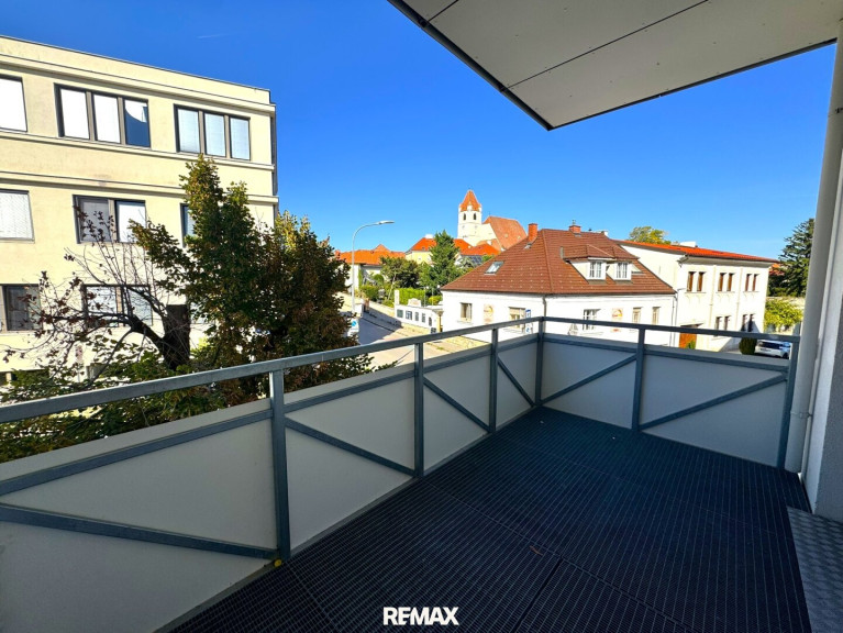 Wohnung - 7000, Eisenstadt - Moderne 3 Zimmer Wohnung in Eisenstadt mit Balkon, Parkplatz, Fußbodenheizung – TOP Lage!