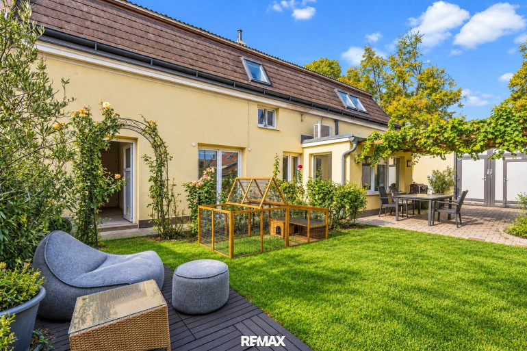 Haus - 1100, Wien - "Historisches Dorfhaus mit "U-Bahn-Anschluss" und Garten ohne Zuschauer!"