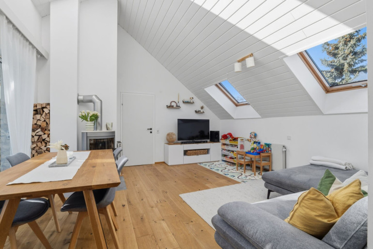 Wohnung - 6923, Lauterach - Wohnen mit Weitblick – großzügige 4,5-Zimmer-Wohnung mit Wintergarten in Lauterach