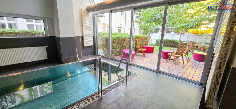 Wohnung - 1060, Wien - Altbau-Wohnung mit Indoorpool-SPA