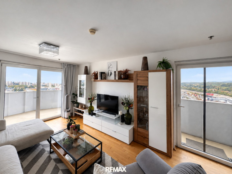 Wohnung - 1220, Wien,Donaustadt - Wrapped by the Horizon!