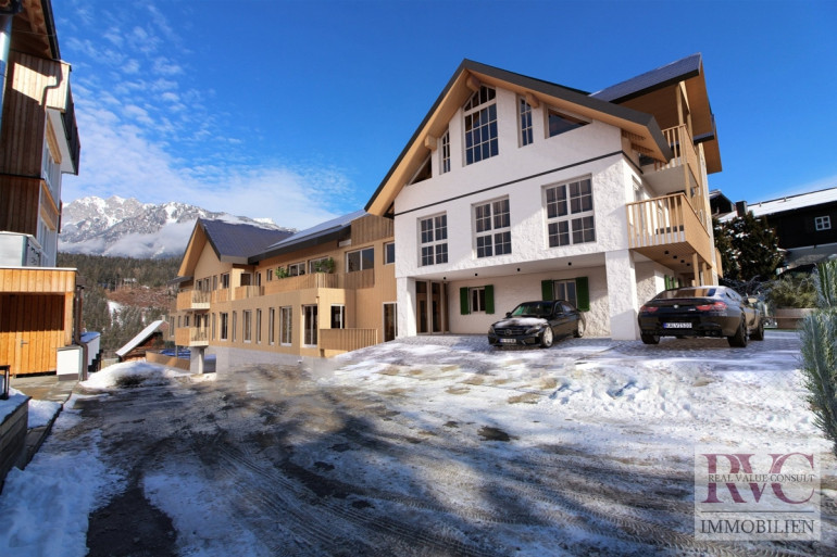 Wohnung - 8967, Haus - Villa V4 – Großzügige Dachgeschossresidenz mit drei Schlafzimmern