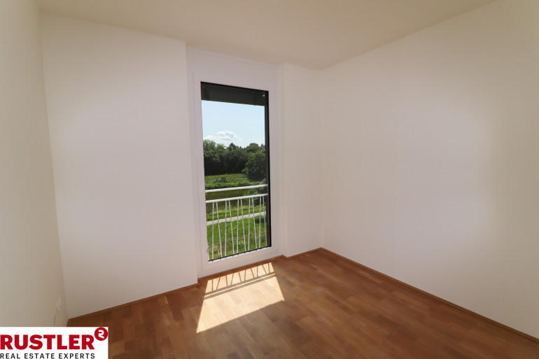 Wohnung - 3100, St. Pölten - Wohnen, wo der Ausblick begeistert –
3 Zimmer mit Lebensqualität im 3. Stock!