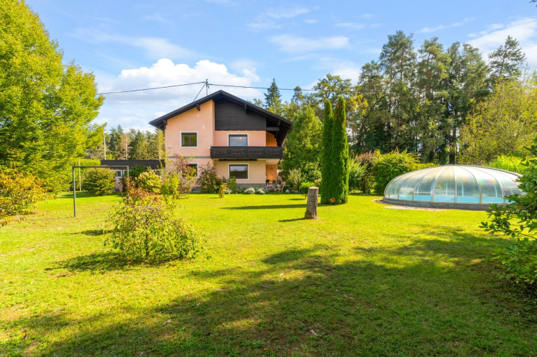 Haus - 9020, Klagenfurt am Wörthersee - Haus mit zwei Wohnungen, großem Garten und vielseitigen Nutzungsmöglichkeiten!